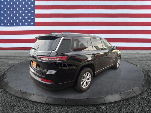 Diamond Black Crystal Pearlcoat 2022 Jeep Grand Cherokee L Limited