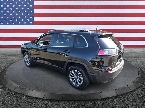 Diamond Black Crystal Pearlcoat 2019 Jeep Cherokee Latitude Plus
