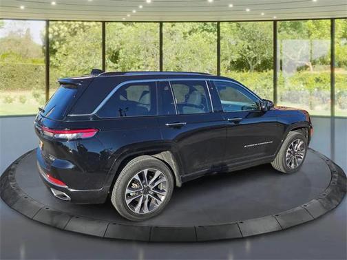 2023 Jeep Grand Cherokee Overland