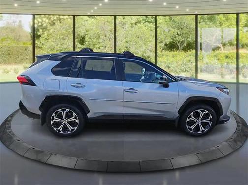 2022 Toyota RAV4 Prime XSE