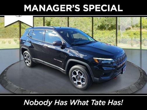 Diamond Black Crystal Pearlcoat 2022 Jeep Compass Trailhawk