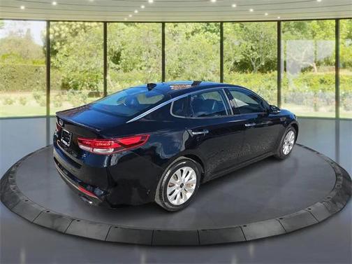2018 Kia Optima S
