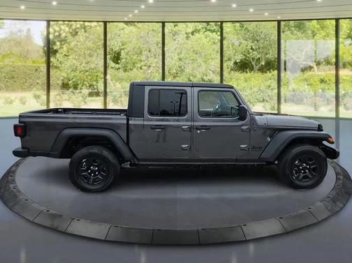 2024 Jeep Gladiator Sport