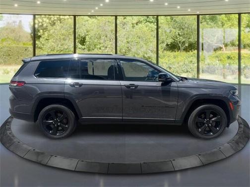 2022 Jeep Grand Cherokee L Altitude