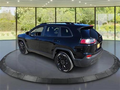 2023 Jeep Cherokee Altitude