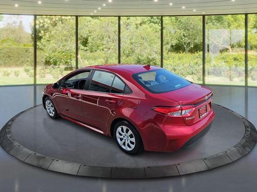 Pearl 2024 Toyota Corolla LE