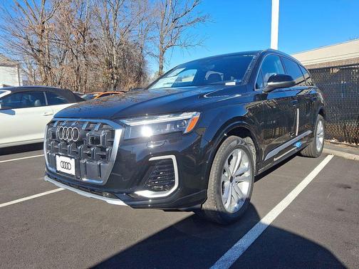 2026 Audi Q7 55 Premium Plus