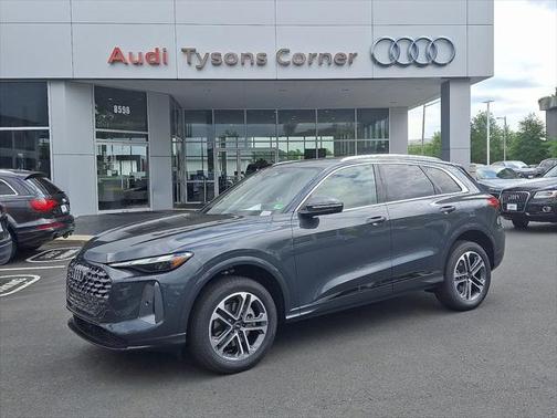 2025 Audi Q5 Premium