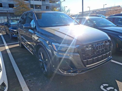 2026 Audi Q7 55 Premium Plus