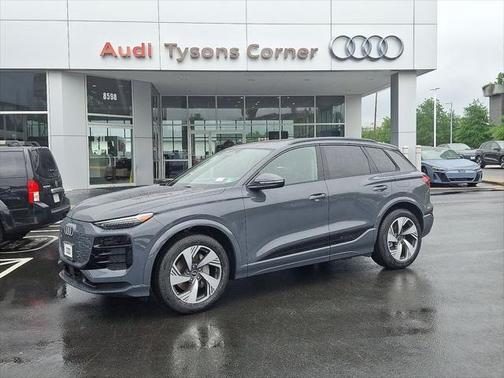 2025 Audi Q6 e-tron Prestige quattro