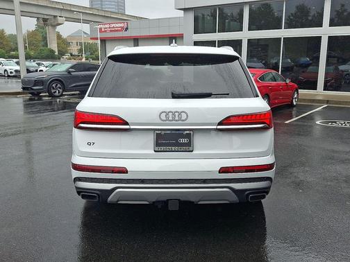 2025 Audi Q7 55 Prestige