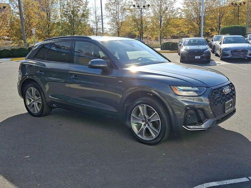 2025 Audi Q5 45 S line Premium