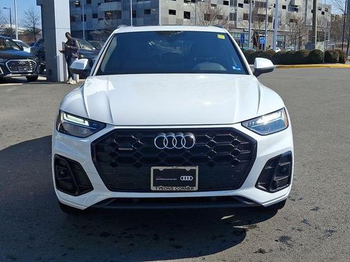 2025 Audi Q5 45 S line Premium