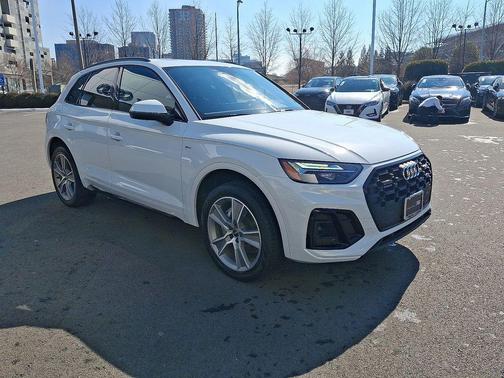 2025 Audi Q5 45 S line Premium