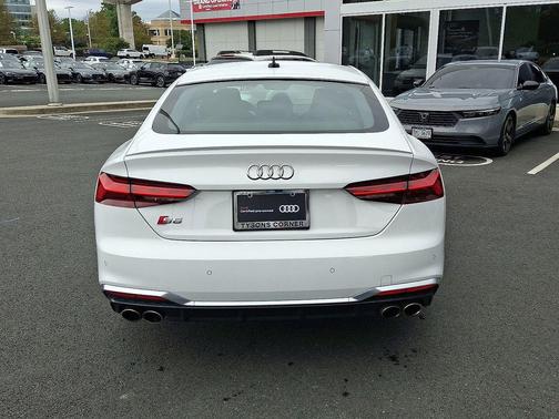 2023 Audi S5 Premium Plus TFSI quattro Tiptronic