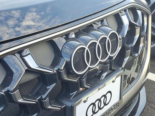 2025 Audi Q5 Prestige TFSI quattro S tronic