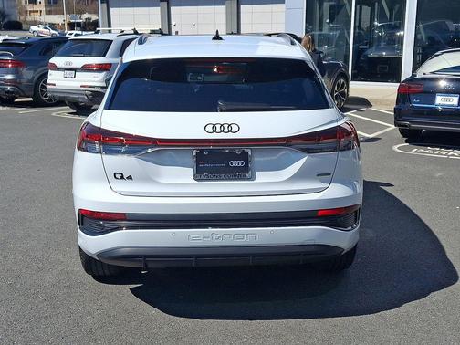 2024 Audi Q4 e-tron Premium 50 quattro