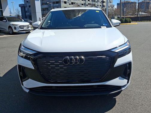 2024 Audi Q4 e-tron Premium 50 quattro