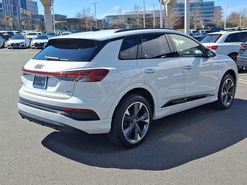 2024 Audi Q4 e-tron Premium 50 quattro