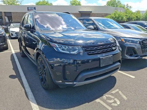 Black 2019 Land Rover Discovery HSE LUXURY