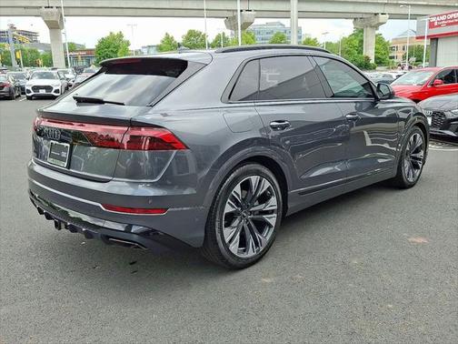 2025 Audi Q8 55 Prestige