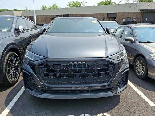 2025 Audi Q8 55 Prestige