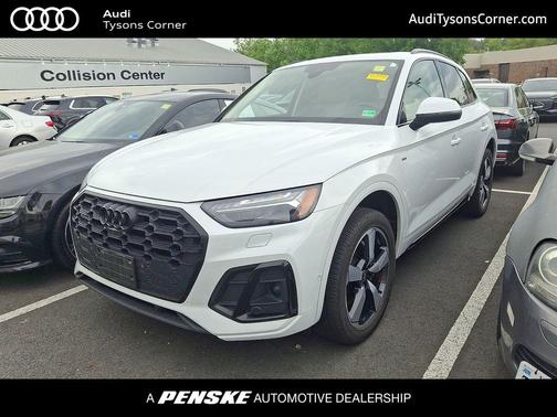 Glacier White Metallic 2022 Audi Q5 45 S line Prestige