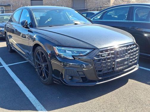 2022 Audi A8 L 55 TFSI quattro Tiptronic