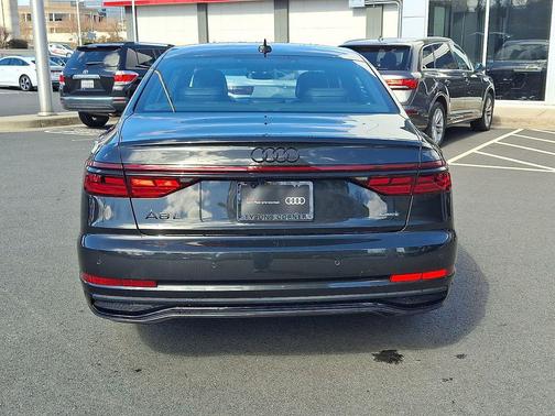 2022 Audi A8 L 55 TFSI quattro Tiptronic