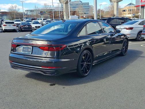 2022 Audi A8 L 55 TFSI quattro Tiptronic