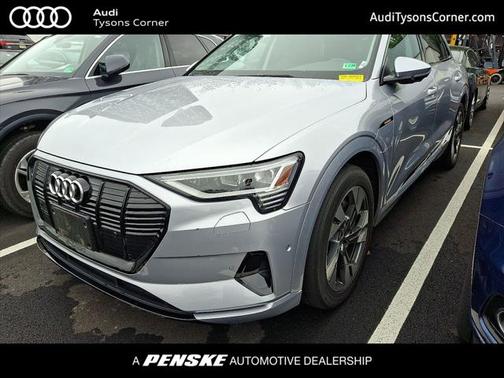 2022 Audi e-tron Premium