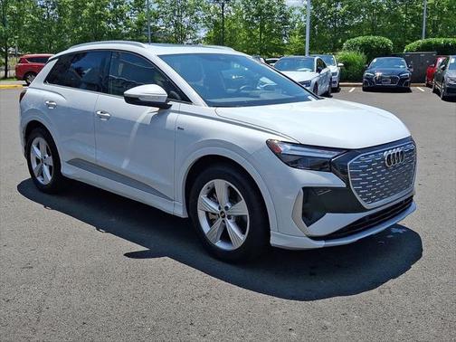 2024 Audi Q4 e-tron Premium 55 quattro