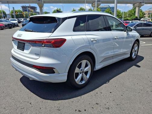 2024 Audi Q4 e-tron Premium 55 quattro