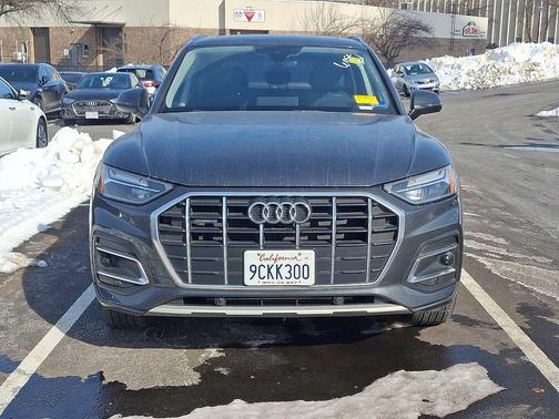 2022 Audi Q5 40 Premium