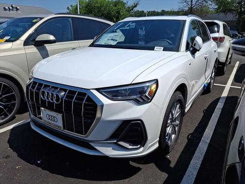 2025 Audi Q3 45 S line Premium Plus