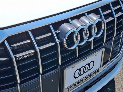 2025 Audi Q3 45 S line Premium Plus