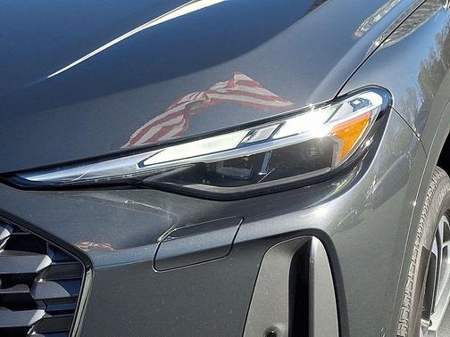 2025 Audi Q5 Premium TFSI quattro S tronic