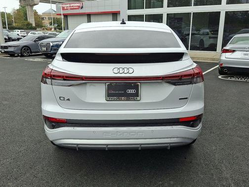 2024 Audi Q4 e-tron Premium 50 quattro