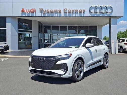 2025 Audi Q4 e-tron Premium Plus 55 quattro