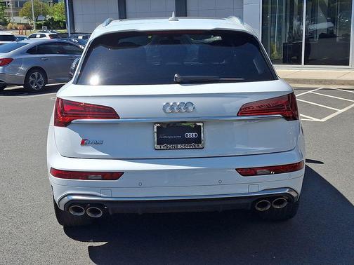 Glacier White Metallic 2023 Audi SQ5 3.0T Premium Plus