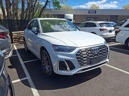 2023 Audi SQ5 3.0T Premium Plus