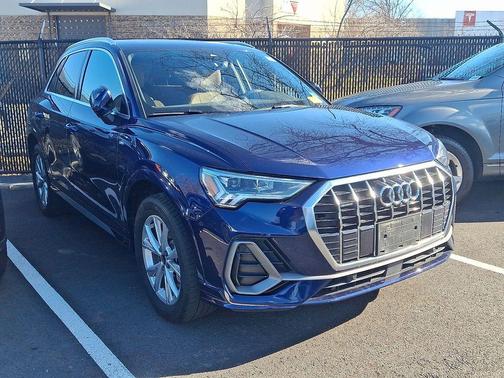2022 Audi Q3 45 S line Premium Plus