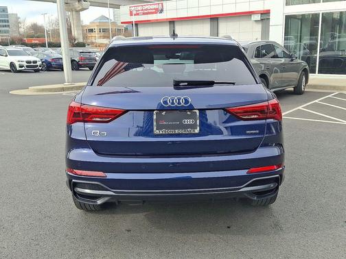 2022 Audi Q3 45 S line Premium Plus