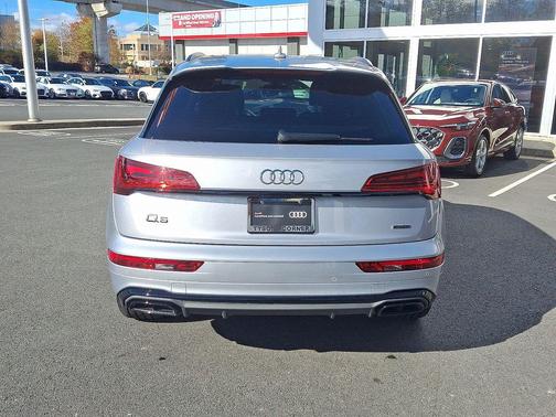 2025 Audi Q5 45 S line Premium