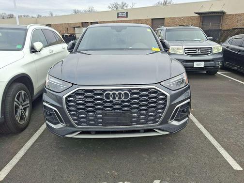 2023 Audi Q5 45 S line Premium Plus
