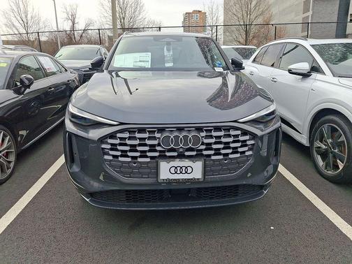 2026 Audi Q5 Premium TFSI quattro S tronic