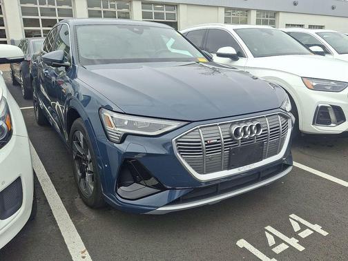 2023 Audi e-tron Sportback S line Premium Plus