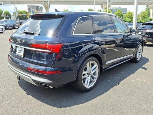 2025 Audi Q7 55 Premium Plus