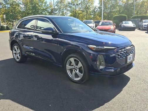 2025 Audi Q5 Premium Plus TFSI quattro S tronic