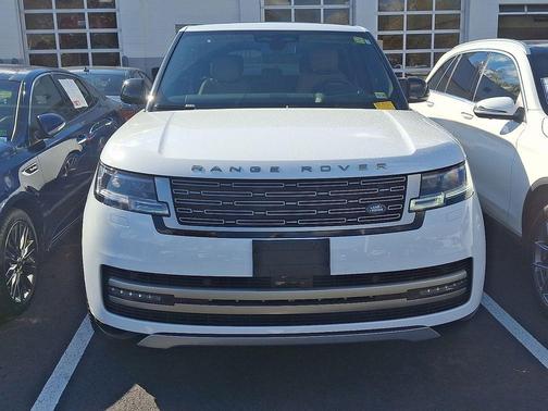 2024 Land Rover Range Rover P400 SE